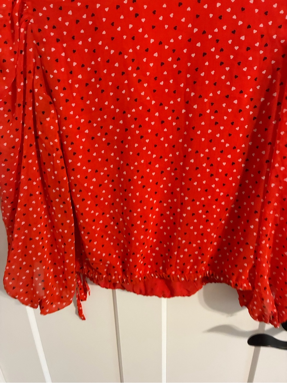 Banana Republic Red Heart-Print V-Neck Puff Sleeve Blouse - Picture 7 of 7